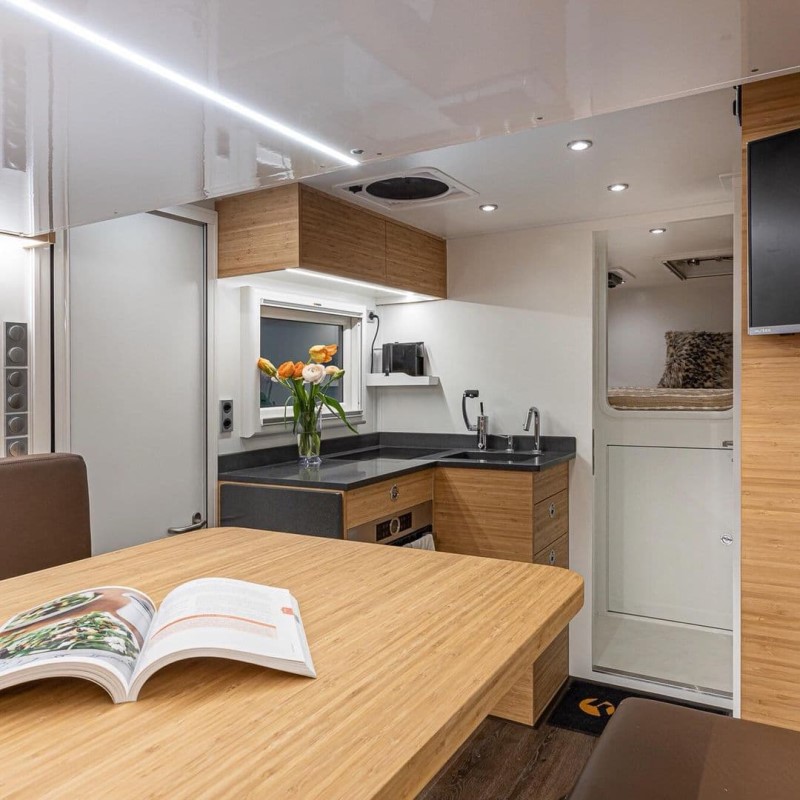 Шпон файн-лайн Classic Veneer Бамбук Карамель Темний 2500x430 мм (BCW 49)