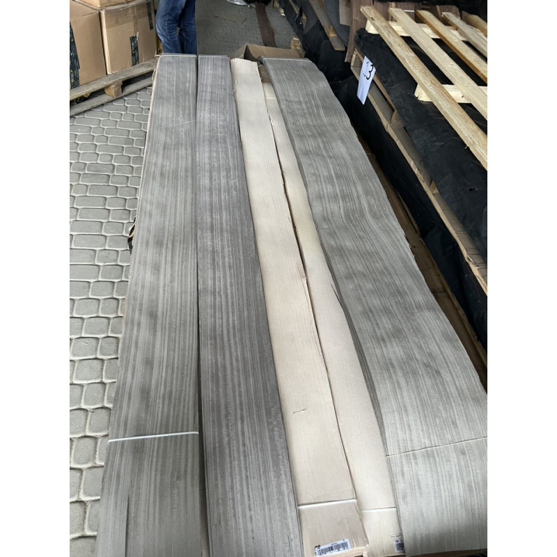 Шпон фарбований Classic Veneer латі лайт бронза