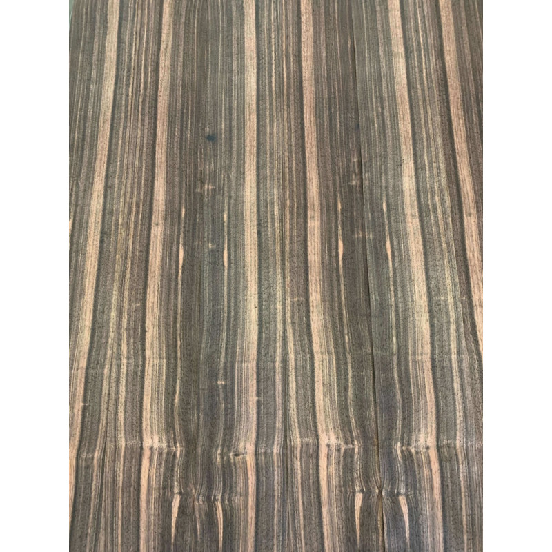 Шпон струганий Classic Veneer ебен макассар радіал АВ 2850+ мм